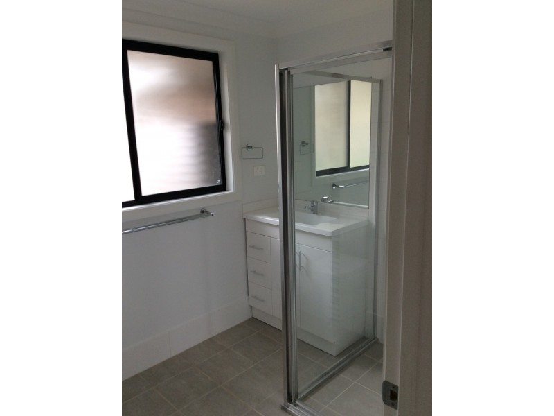 8A BANDARA CIRCUIT, Spring Farm NSW 2570