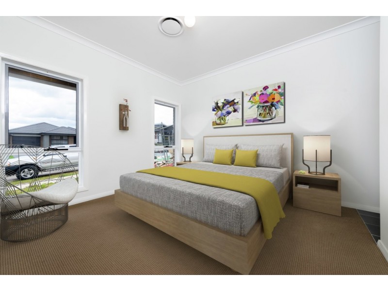 8 Akuna Street, Gregory Hills NSW 2557