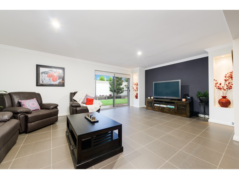 40 FOLKES STREET, Elderslie NSW 2570