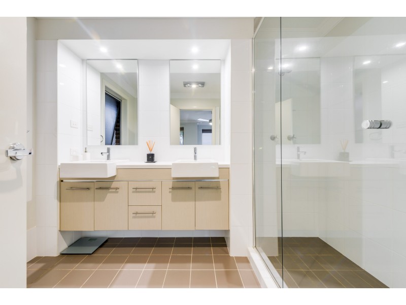 40 FOLKES STREET, Elderslie NSW 2570