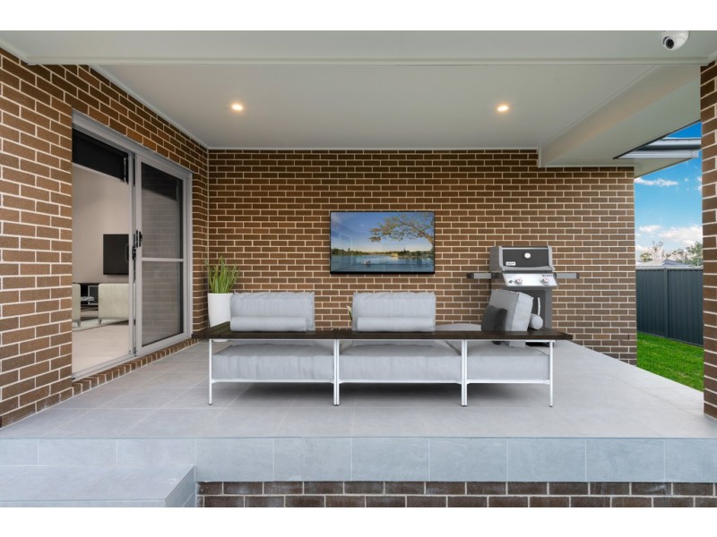 21 Thorpe Circuit, Oran Park NSW 2570