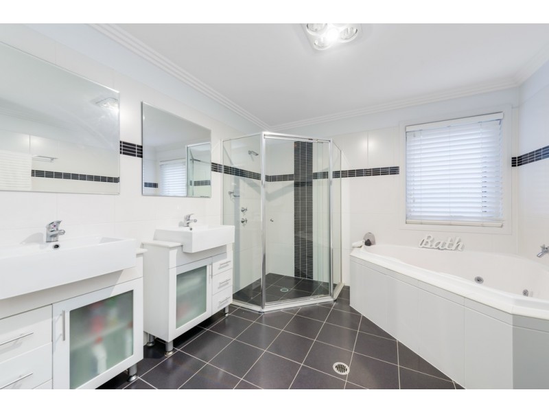 282 Mount Annan Drive, Mount Annan NSW 2567