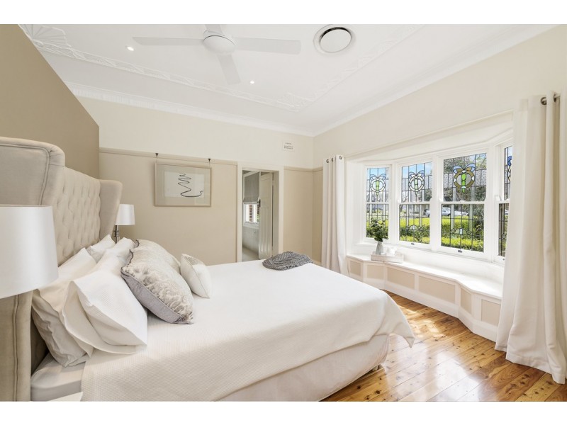 40 MENANGLE ROAD, Camden NSW 2570