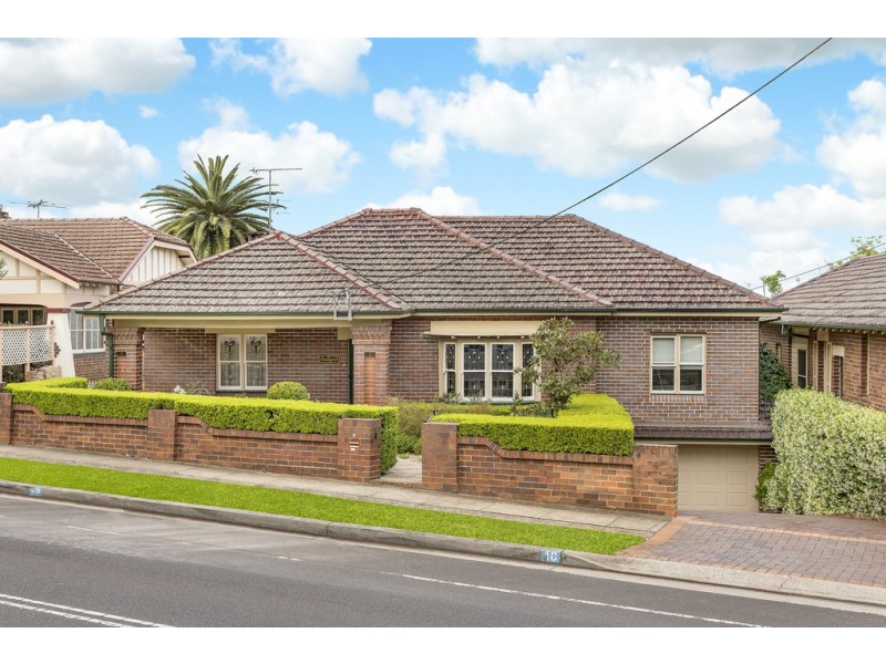 40 MENANGLE ROAD, Camden NSW 2570