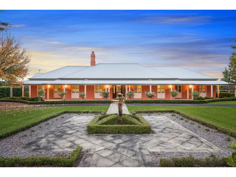 6 BALDWIN CLOSE, Ellis Lane NSW 2570