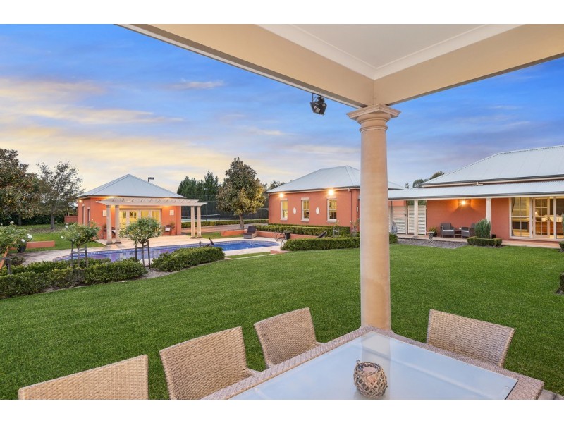 6 BALDWIN CLOSE, Ellis Lane NSW 2570