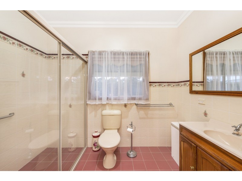 530 MOUNT HERCULES ROAD, Razorback NSW 2571