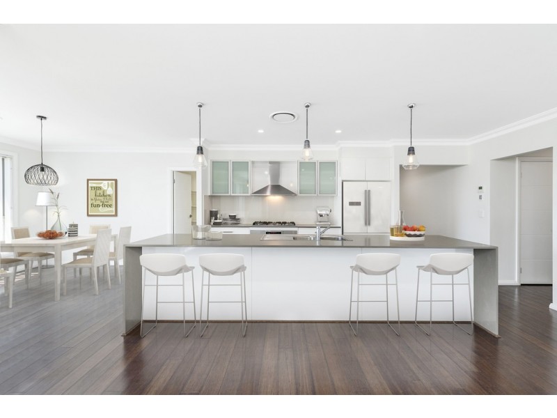 1 DENGATE CLOSE, Elderslie NSW 2570
