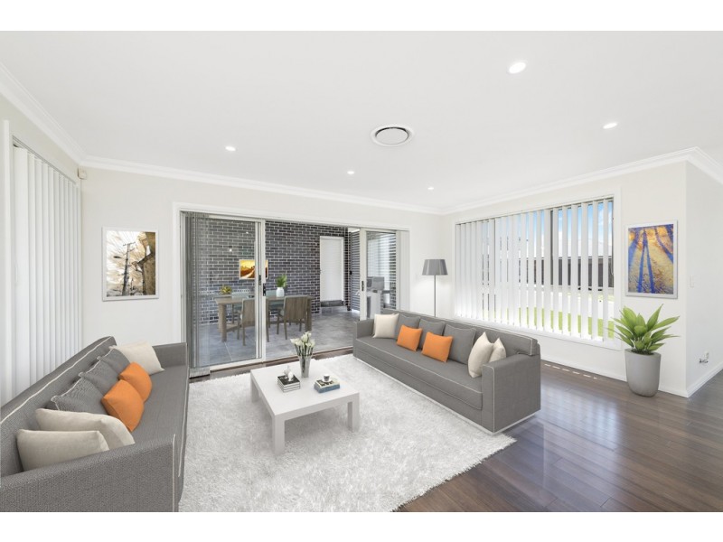 1 DENGATE CLOSE, Elderslie NSW 2570