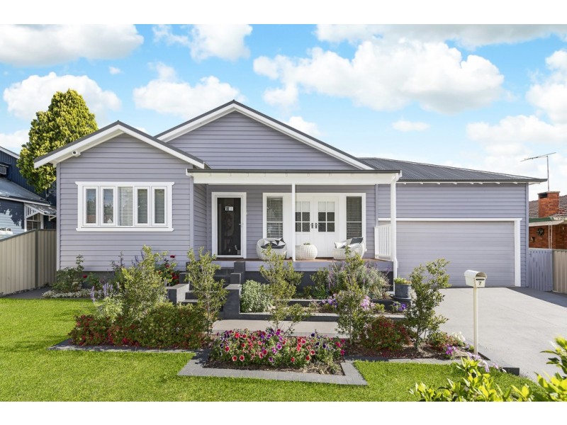 7 CHURCH STREET, Elderslie NSW 2570