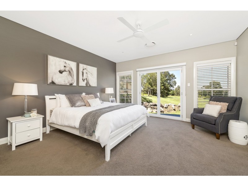 4A CAERNARVON CLOSE, Kirkham NSW 2570