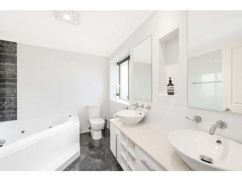 76 Dodonea Circuit, Mount Annan NSW 2567