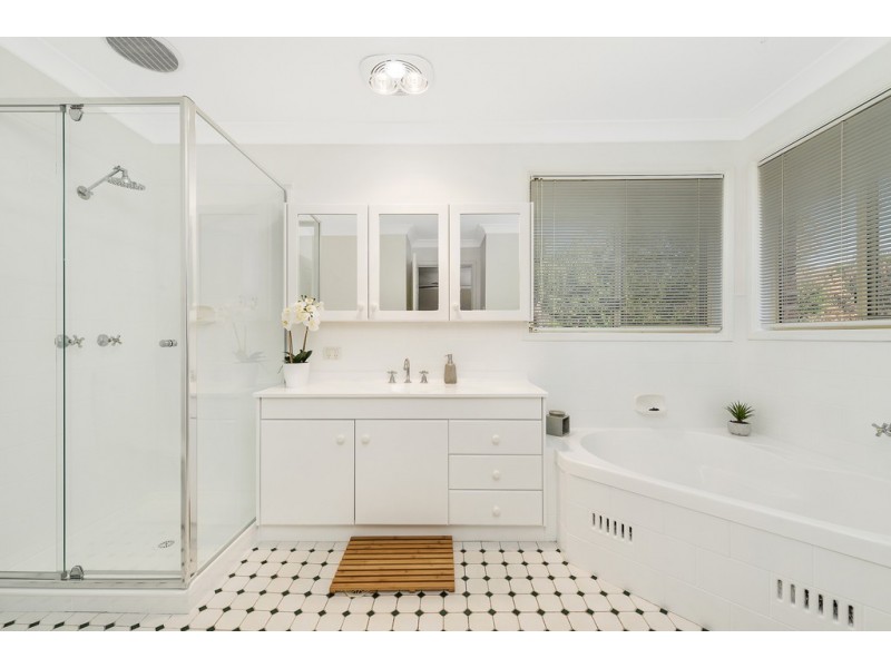 18 Cawdor Farms Road, Grasmere NSW 2570