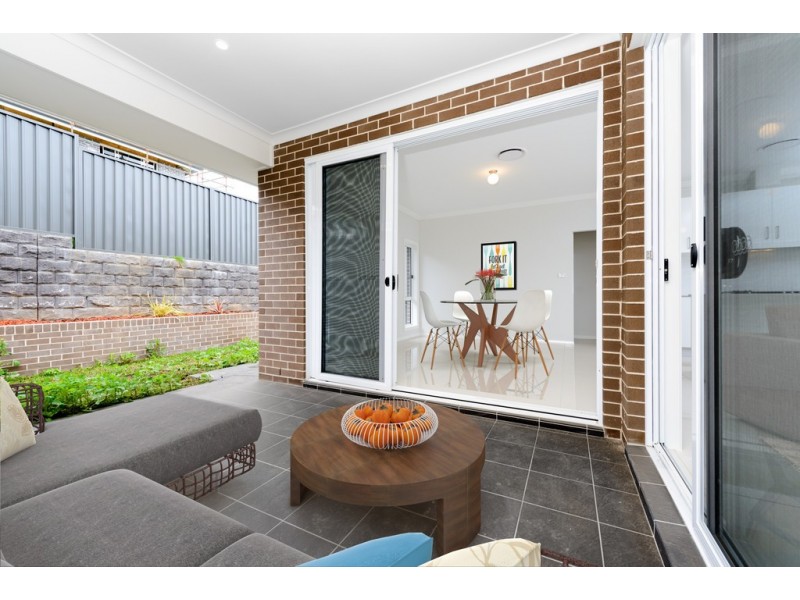 7 Starke Street, Spring Farm NSW 2570