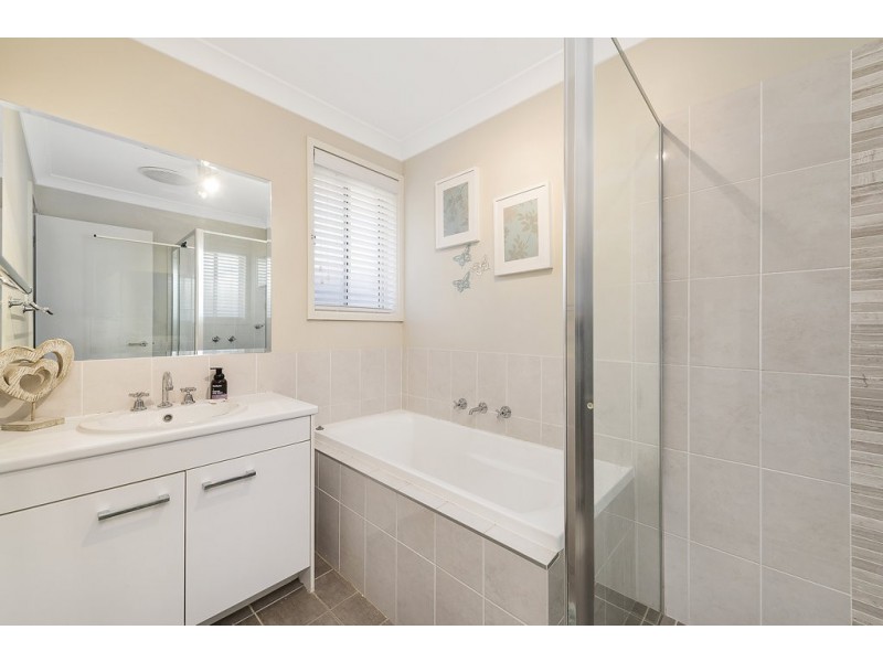 67 Kerrigan Crescent, Elderslie NSW 2570