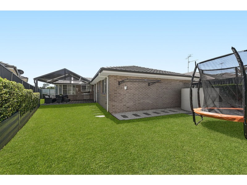 67 Kerrigan Crescent, Elderslie NSW 2570