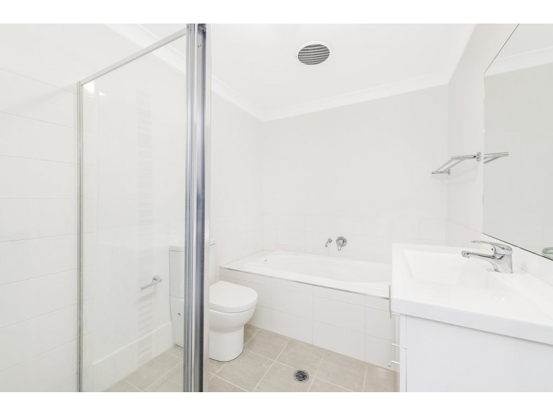 8 and 8A Bandara Circuit, Spring Farm NSW 2570