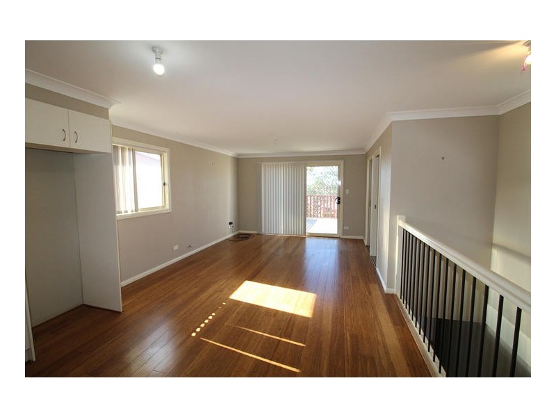 2/11 View Street, Camden NSW 2570