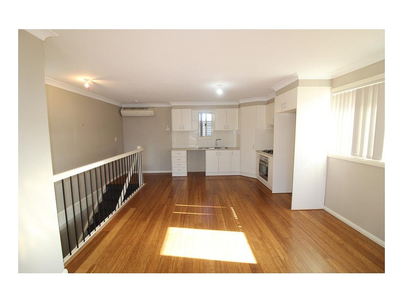3/11 View Street, Camden NSW 2570