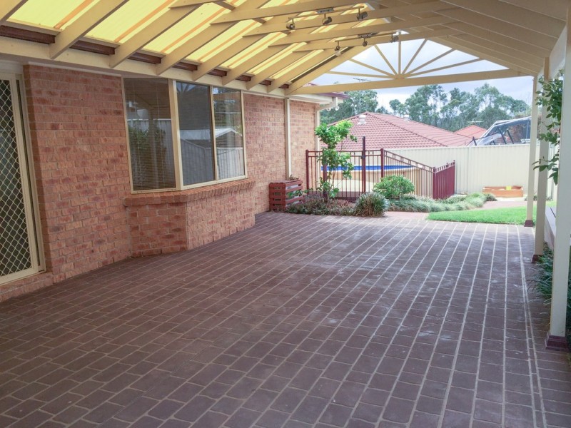 54 FULLERTON CIRCUIT, St Helens Park NSW 2560