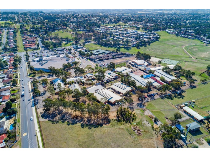 54 FULLERTON CIRCUIT, St Helens Park NSW 2560