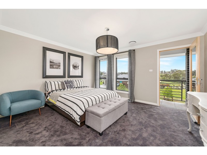 11 Caesia Way, Mount Annan NSW 2567