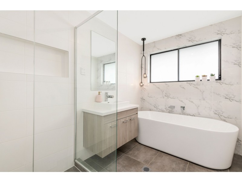 11 Caesia Way, Mount Annan NSW 2567