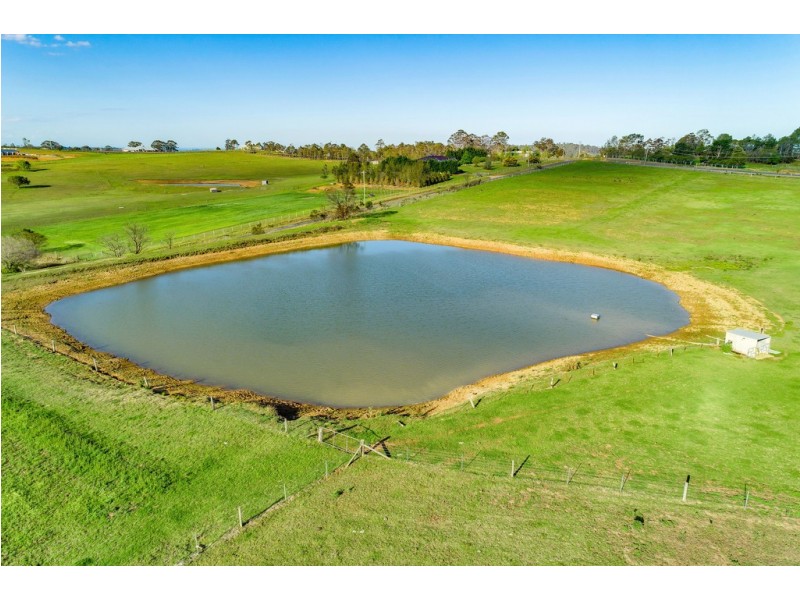 45 VICTORIA PARK ROAD, The Oaks NSW 2570