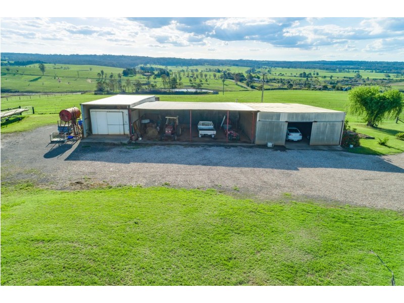 45 VICTORIA PARK ROAD, The Oaks NSW 2570