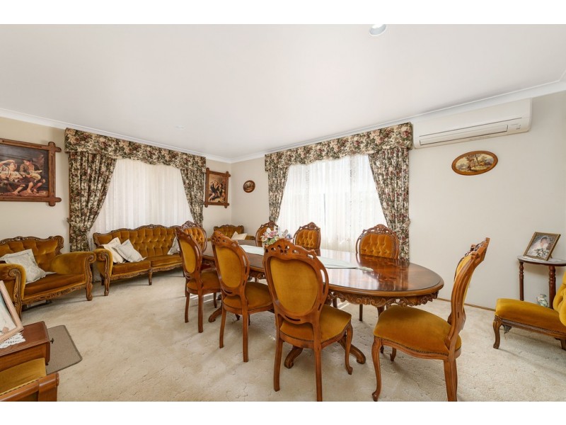 45 VICTORIA PARK ROAD, The Oaks NSW 2570