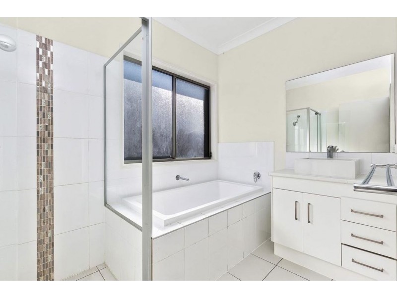 10 Steward Drive, Oran Park NSW 2570