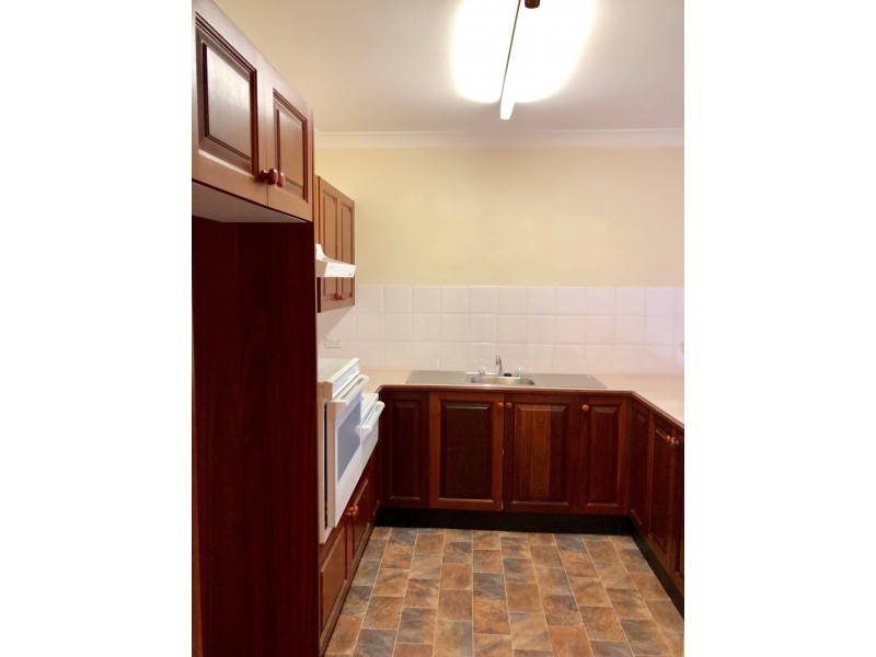 2/52-56 BROUGHTON STREET, Camden NSW 2570