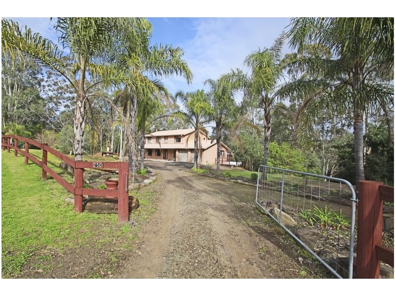 250 Calf Farm Rd, Mount Hunter NSW 2570