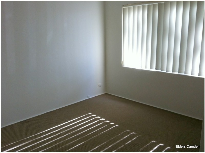 1/36 Old Hume Highway, Camden NSW 2570