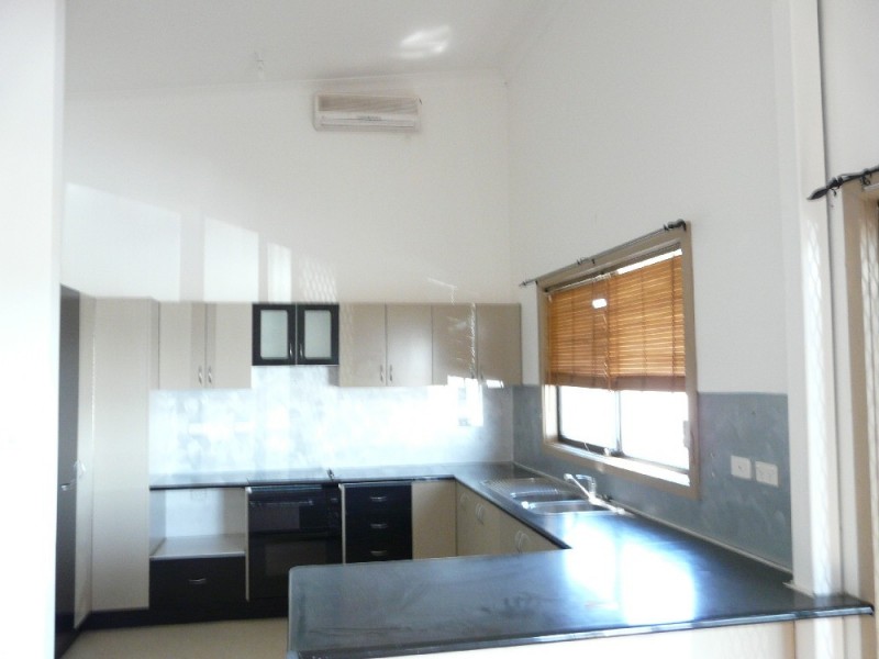 6 Medich, Bringelly NSW 2556