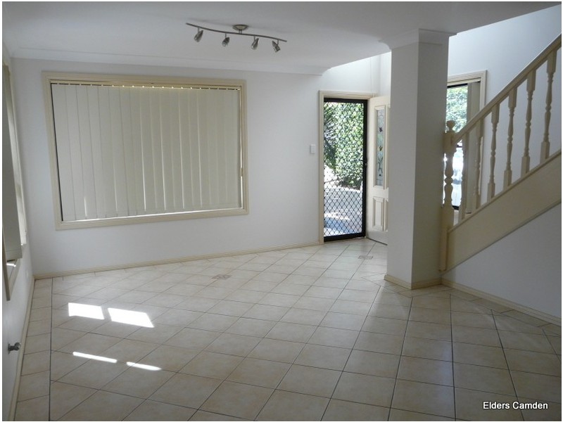 19 Reserve Circuit, Currans Hill NSW 2567