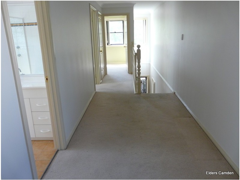 19 Reserve Circuit, Currans Hill NSW 2567