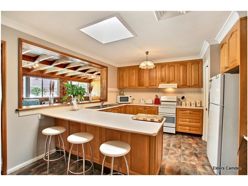 7 Bruchhauser Crescent, Elderslie NSW 2570