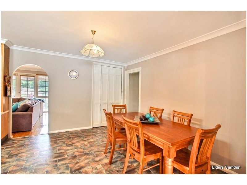 7 Bruchhauser Crescent, Elderslie NSW 2570