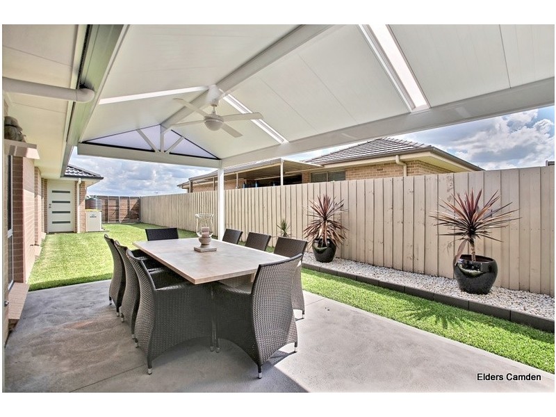 9 Ingham Street, Spring Farm NSW 2570