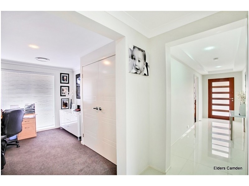 9 Ingham Street, Spring Farm NSW 2570