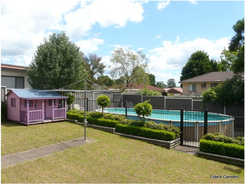 4 Cruikshank Avenue, Elderslie NSW 2570