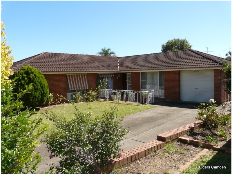 7 Furner Avenue, Camden South NSW 2570