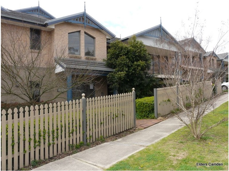 14/1-7 Barsden, Camden NSW 2570