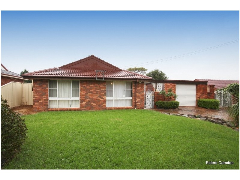 10 Chaseling Place, The Oaks NSW 2570