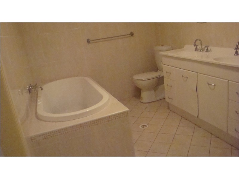 23/1-7 Barsden Street, Camden NSW 2570