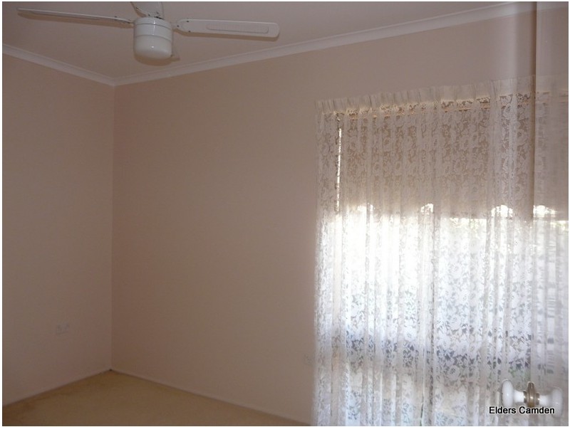 8/31 Crookston Drive, Camden NSW 2570