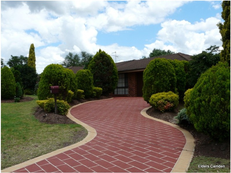 74 Southdown Road, Elderslie NSW 2570