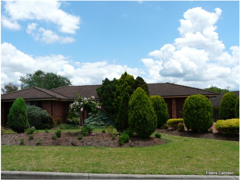 74 Southdown Road, Elderslie NSW 2570