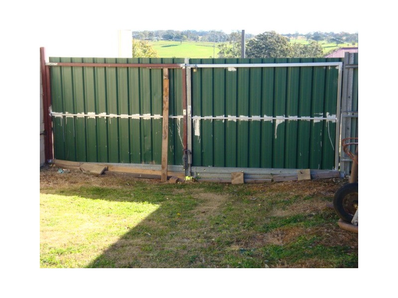 17A William Street, The Oaks NSW 2570